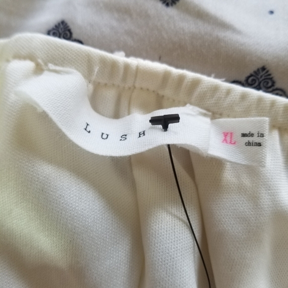 Lush | Tiered Lace Ivory Mini Dress - Picture 4 of 10